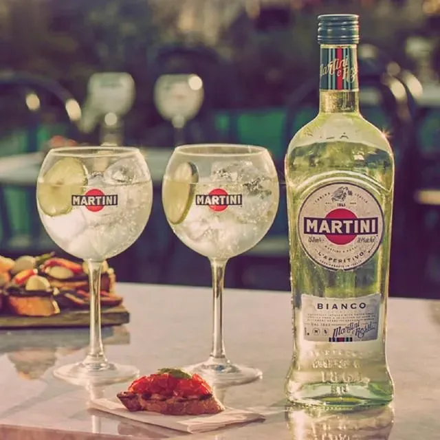 Martini Bianco Kadeh