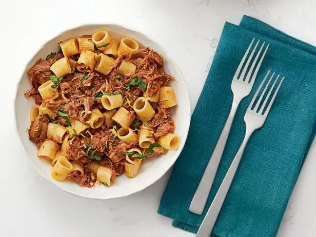 Rigatoni Ragu